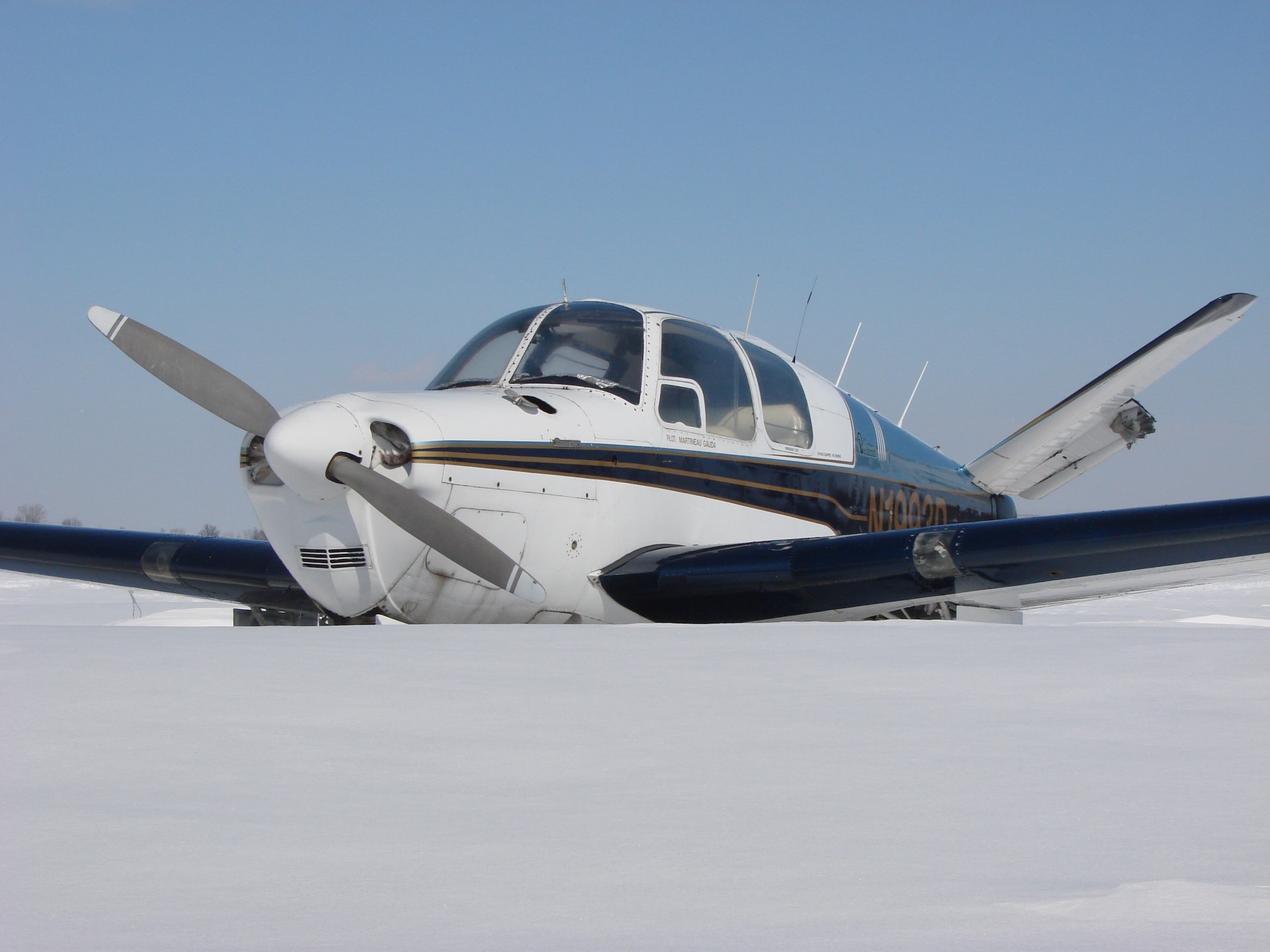 Cessna at MRK Aviation in winter at Lorain County Airport